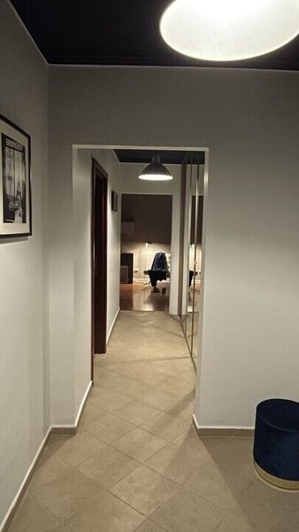 Dorobanti, Liceul Caragiale,